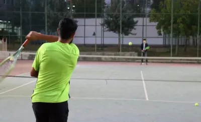 Cumhuriyet Bayramı tenis turnuvası başladı