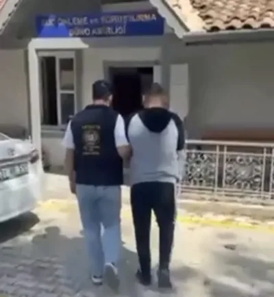Hatay'da dolandırıcılıktan aranan şahıs tutuklandı